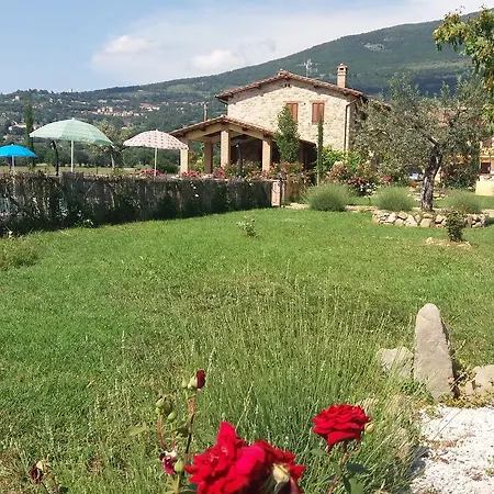Sulla Strada Di San Francesco בית כפרי *