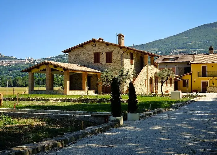 Sulla Strada Di San Francesco * Assisi